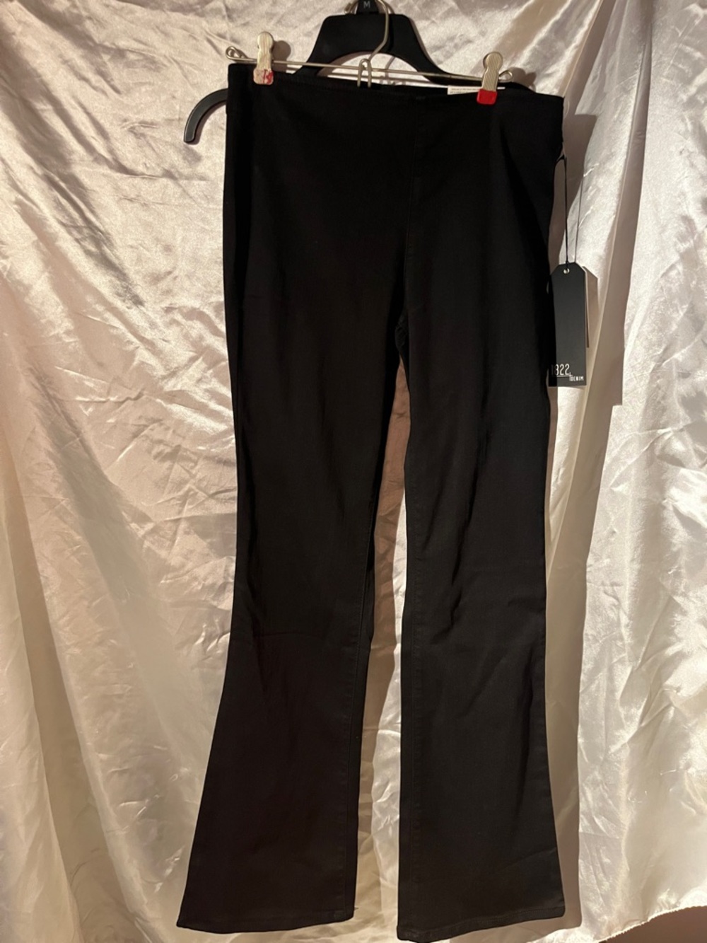 1822 Denim Black Bootcut Women's Jeans
